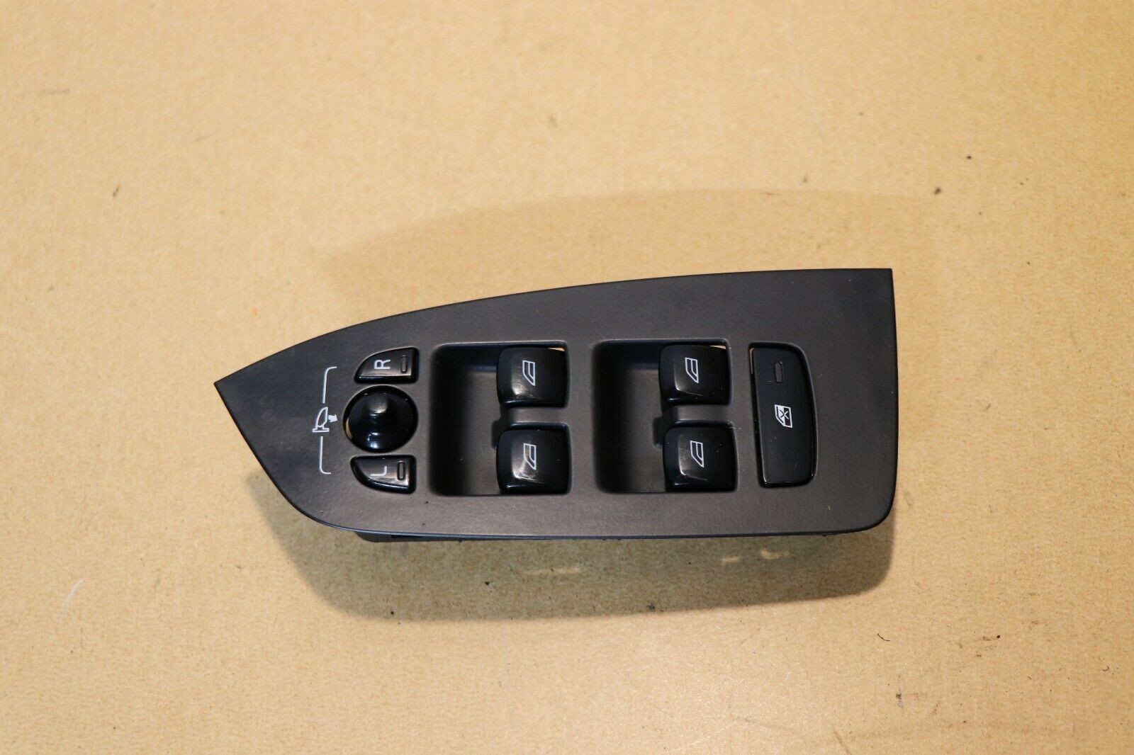 Picture 1 of 6