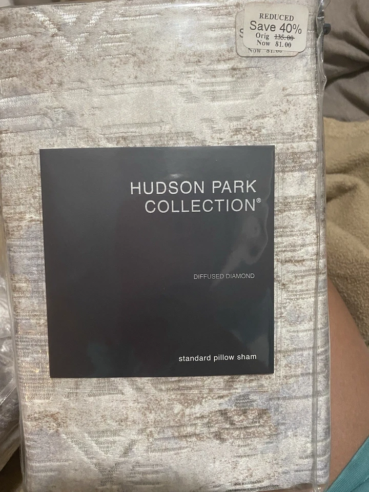 Hudson Park Full/Queen Duvet Cover, Diffused Diamond, Multicolor & 2 Shams - Image 4 of 4