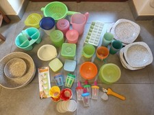 Grande lotto accessori cucina in plastica ideali per camper o vacanze
