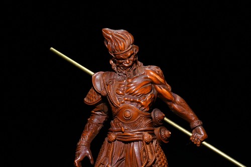 6.3" Chinese Box-wood Carving Sun Wukong Handsome Monkey King Monkey King Statue - Picture 3 of 8