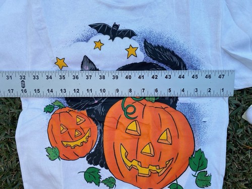 Vintage Halloween Sweatshirt White Pullover Black Cat Bat Pumpkin Granny Girls M - Picture 9 of 11