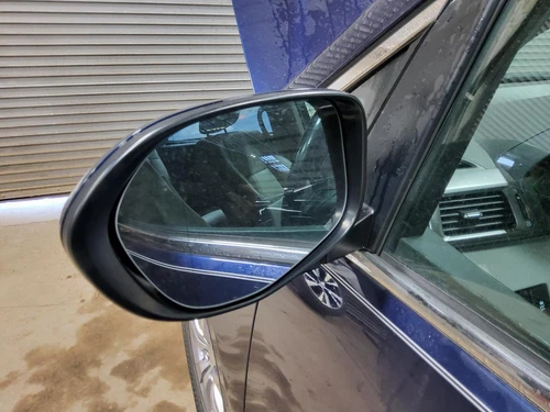 Used Left Door Mirror fits: 2014 Honda Odyssey Power Canada market heated EX L.
