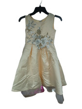 Beautiful gorgeous Stunning Flower Girl Dress Gown Flower Pattern Gold Size 8