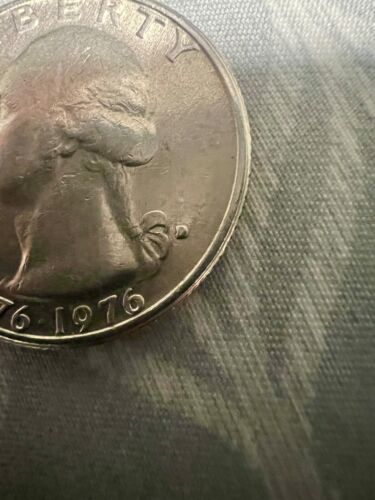 1776-1976 D US Bicentennial Quarter, Rare filled Mint Mark Regular - Picture 2 of 4