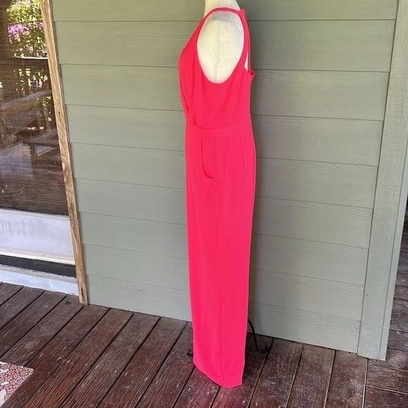 吊带连身裤 — 第 3/4 张图片