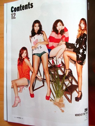 SISTAR K POP/CUTTING 12P-Not Whole Magazine/GQ Korea /Dec. 2012 RARE Tracking - Picture 6 of 7