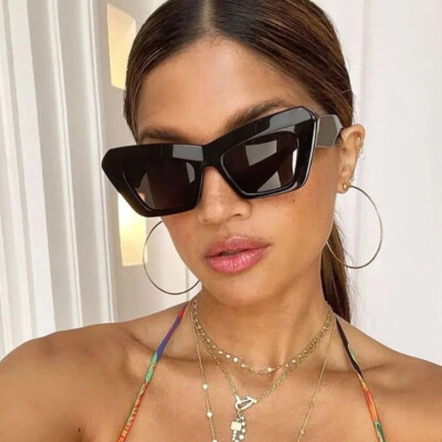 Retro Oversized Square Cat Eye Sunglasses Fashion Women  display picture 2