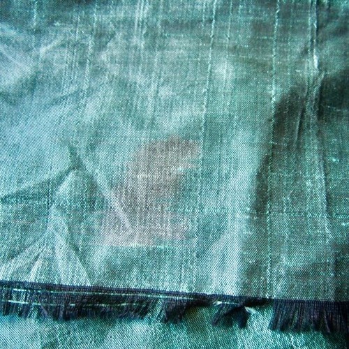 85cm x 100cm Shot Silk Green Black Retro Vintage 2nd PRINT FLAW Sewing Fabric - Picture 4 of 9
