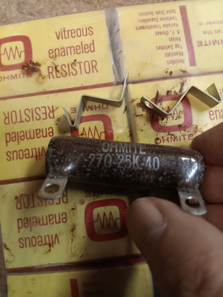 LOTE: Resistencia Wirewound Ohmite 0200c 25 ohmios 25 vatios (17 unidades)  Foto 3 de 4