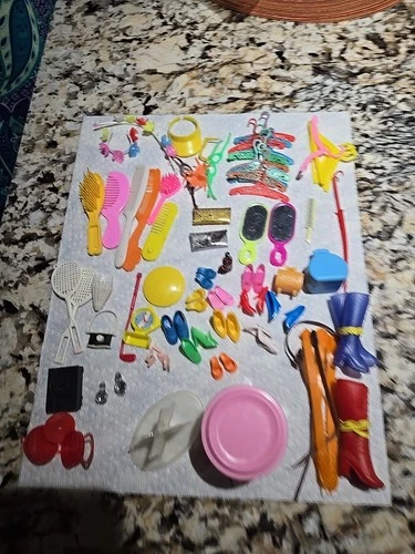 Vintage Some Barbie Mix Dolls Accessories Shoes Mix Lot