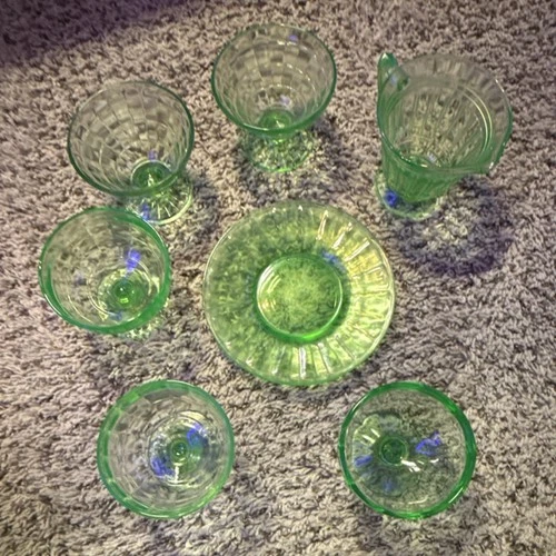 Green Depression Glass Dish Set 8pcs Glossy Pressed Vintage UV Glow Round