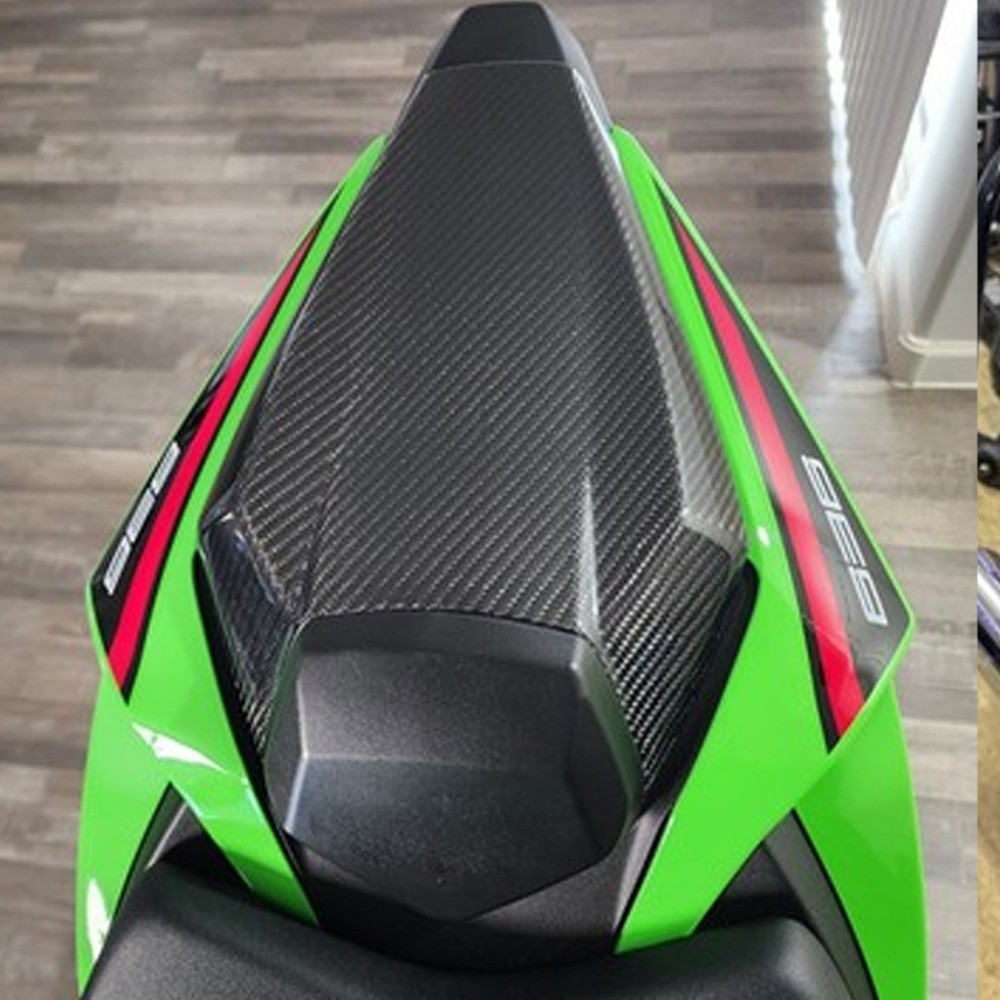 For 2017 - 2025 Ninj ZX10R Carbon Fiber Seat Cowl Passenger Seat Cover Plastic