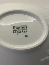 THOMAS ROSENTHAL GROUP GERMANY BOWL WHITE OVAL FOOTED PORCELAIN GREEN MARK RARE