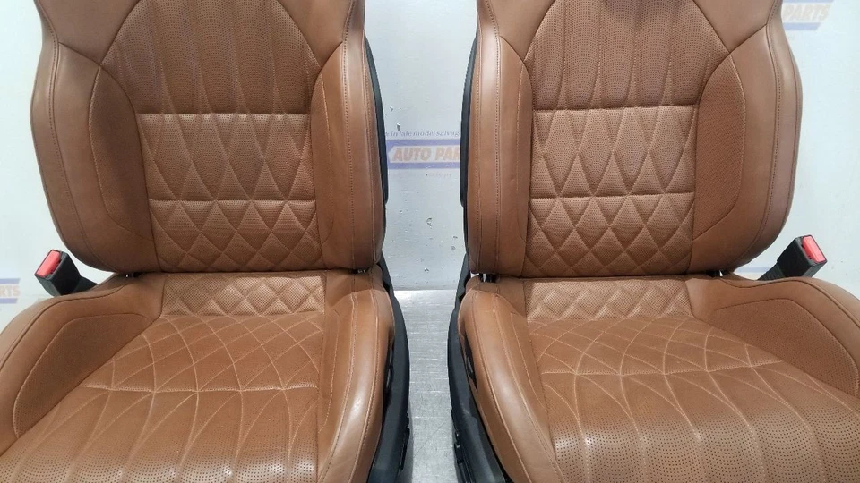 18 MERCEDES BENZ AMG GT 190 MEMORY HEATED COOLED FRONT SEAT SET BROWN LEATHER - Image 3 of 4