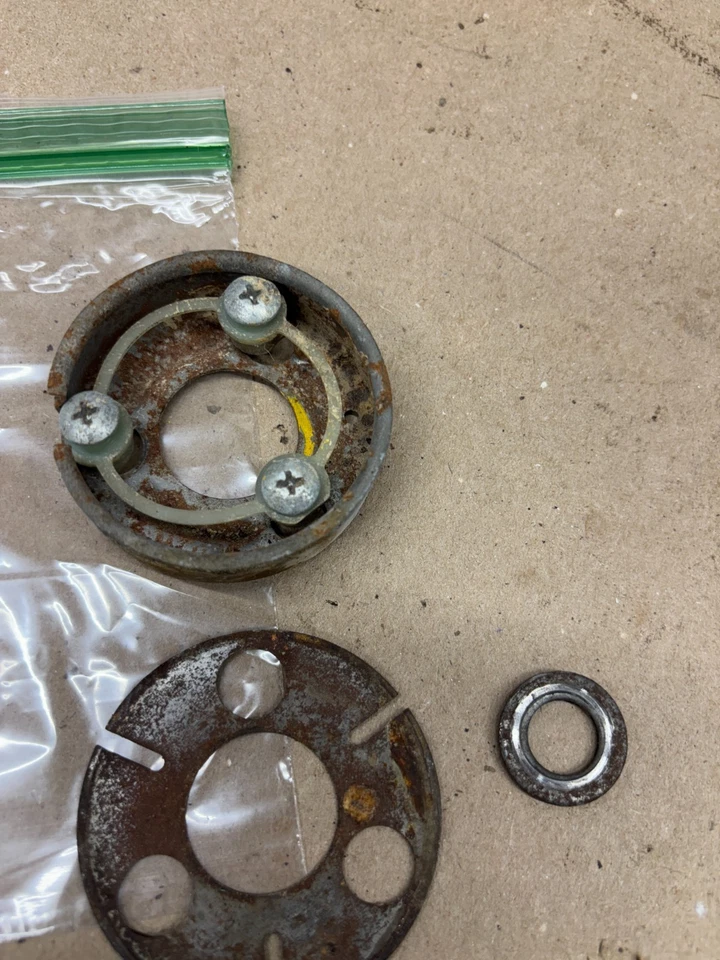 1967 年 1972 年雪佛兰 Gmc 卡车 K10 K5 C10 NOVA IMPALA STEERING HORN MOUNT CONTACT — 第 2/4 张图片