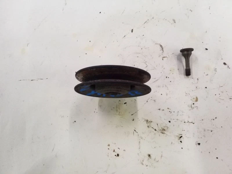 Polea loca motor con perno | Se adapta a 81 82 83 84 85 Mercedes Benz 380SEL 380SE Foto 4 de 4