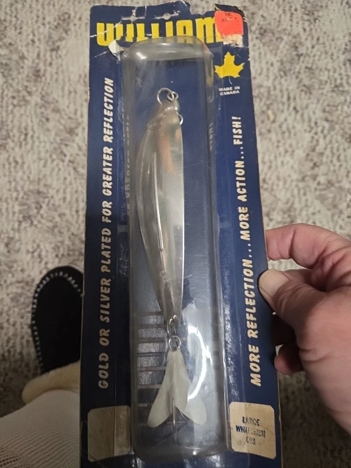 Señuelo de pesca vintage Williams de 6" plateado Wabbler con cola Foto 3 de 3