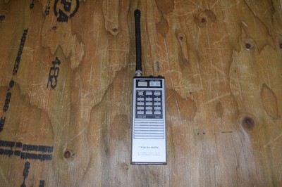 Vintage Realistic PRO-38 Programmable Scanner Handheld UHF VHF 10 Channel Radio