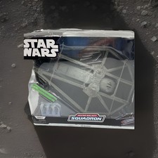 Star Wars Micro Galaxy Squadron TIE Reaper 9-Inch Vehicle w  Three Micro Figs