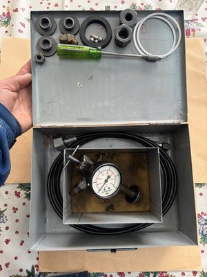 HYDAC Füll und Prüfvorrichtung 0240 D