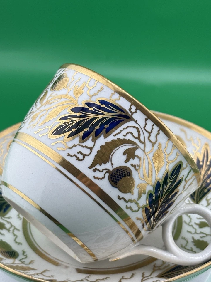 Taza y platillo de té Coalport antiguos Foto 2 de 4