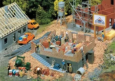 130307 Faller HO Kit of a House under construction - Patinated Model - NEW