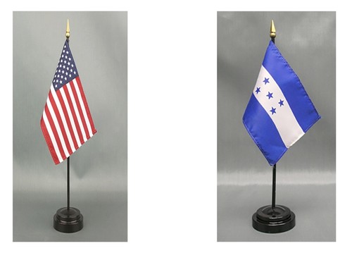 Hecho en los EE. UU.- 1 American & 1 Country Rayon 4""x6"" Bandera de escritorio de oficina y 2 soportes - Imagen 91 de 217