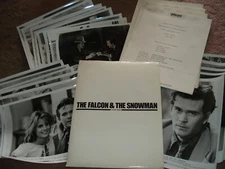 THE FALCON AND THE SNOWMAN 1984 Press Kit w/Stills ~ Timothy Hutton & Sean Penn