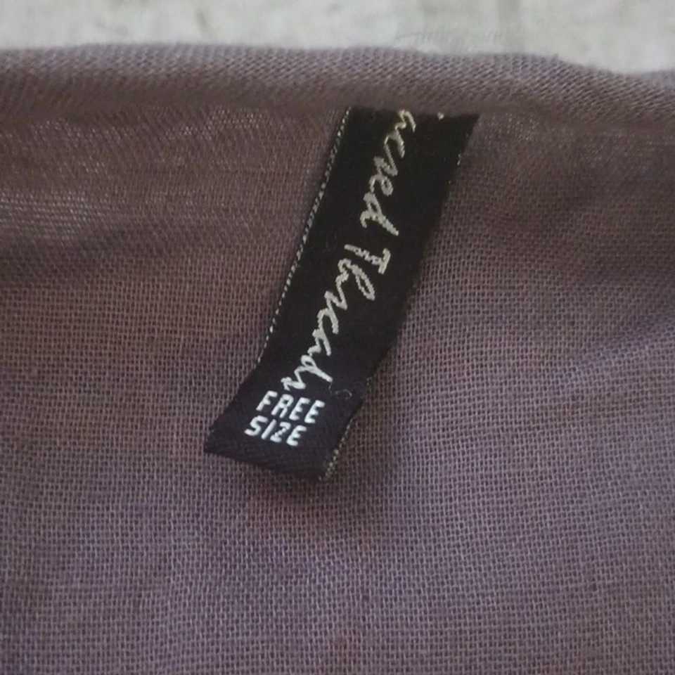 Top Sacred Threads Talla Libre Algodón Gris Botón Cuentas Línea A Foto 2 de 4