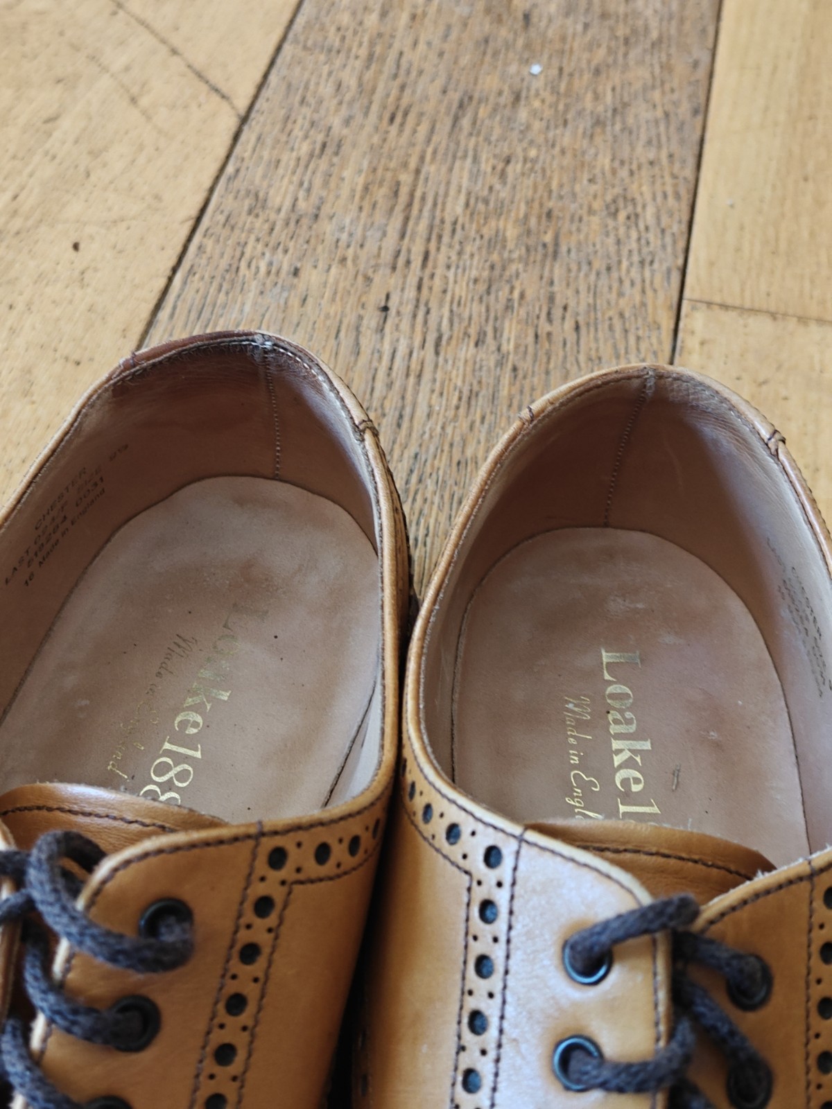 Loake 1880 Chester Tan Brown Leather Derby Brogue Shoes Men's UK 9.5 F image 8