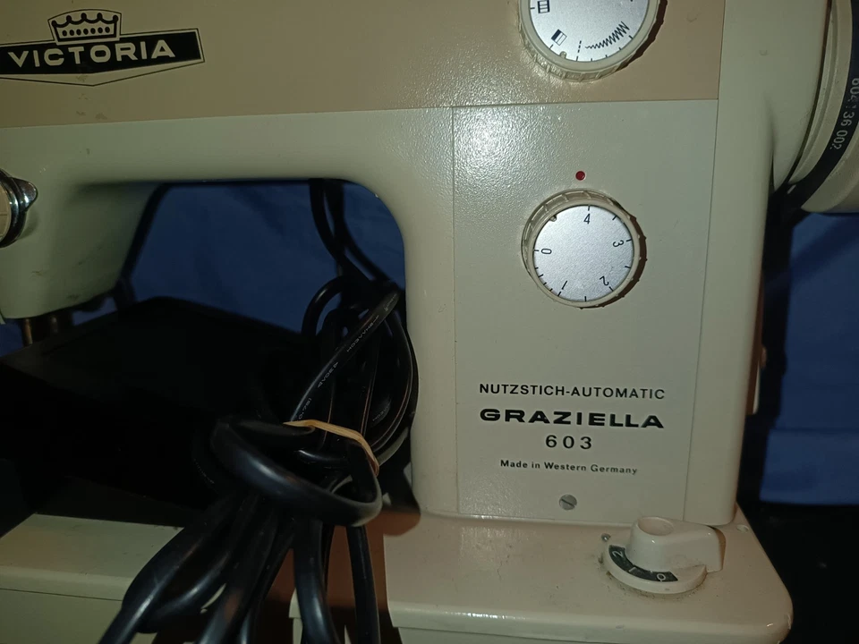 Nähmaschine VICTORIA 603  Wie Pfaff 204 Jeans Leder Seide Baumwolle Mehr da! - Bild 3 von 4
