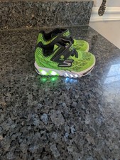 Skechers Toddler Light-Up Boys Shoes, Size 6