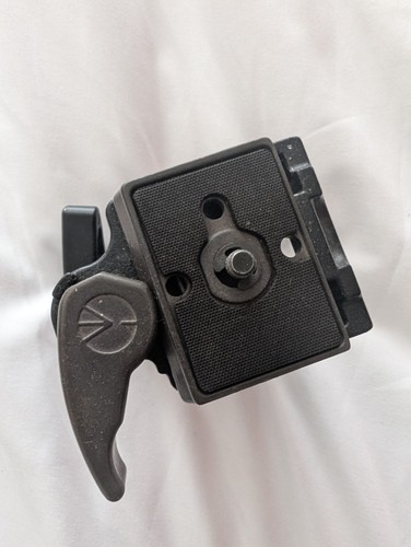 MANFROTTO 486 TRIPOD HEAD - Ball & Socket With new QR plate. - Picture 2 of 3