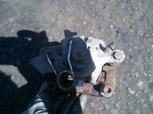CITROEN C3 PICASSO CALIPER AND CARRIER (REAR PASSENGER/RIGHT SIDE) 2009-2015 - Picture 2 of 8