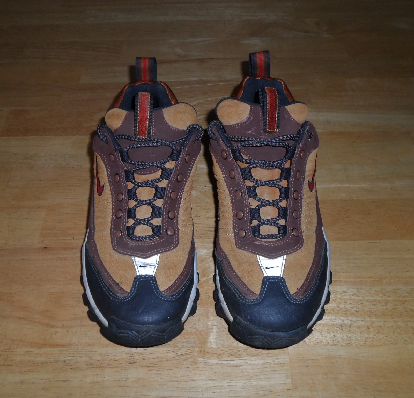Womens 2001 Nike Air ACG Brown Shoes Ladies Size 11 Vintage Y2K 2000s image 4
