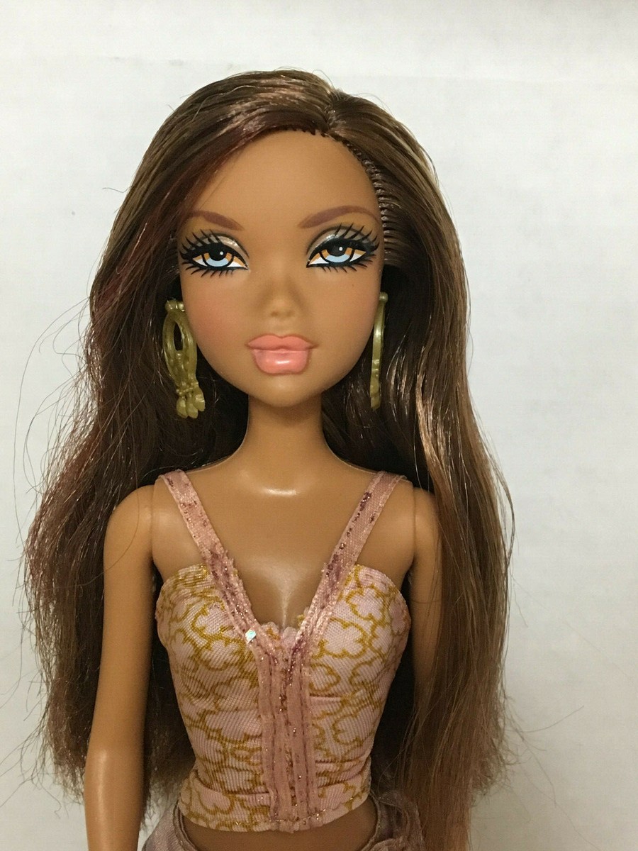 Barbie My Scene Club Disco Madison Westley Doll Gold Boots Dressed