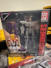 TRANSFORMERS TITANS RETURN  DARKMOON & ASTROTRAIN MISB
