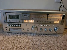 VTG Soundesign PLL AM-FM Stereo Receiver/ 8 Track Recorder 5928 - Powers On READ
