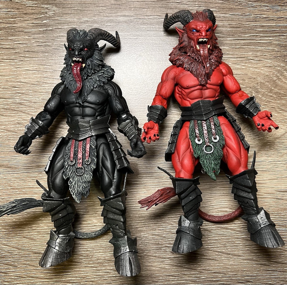 Four Horsemen Figura Obscura KRAMPUS Figure Opened Horror