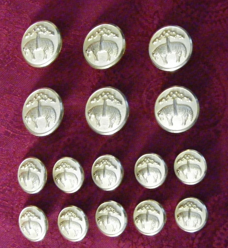 BROOKS BROTHERS SHEEP GOLDEN FLEECE WATERBURY DB BLAZER REPLACEMENT BUTTON SET - Image 4 of 4