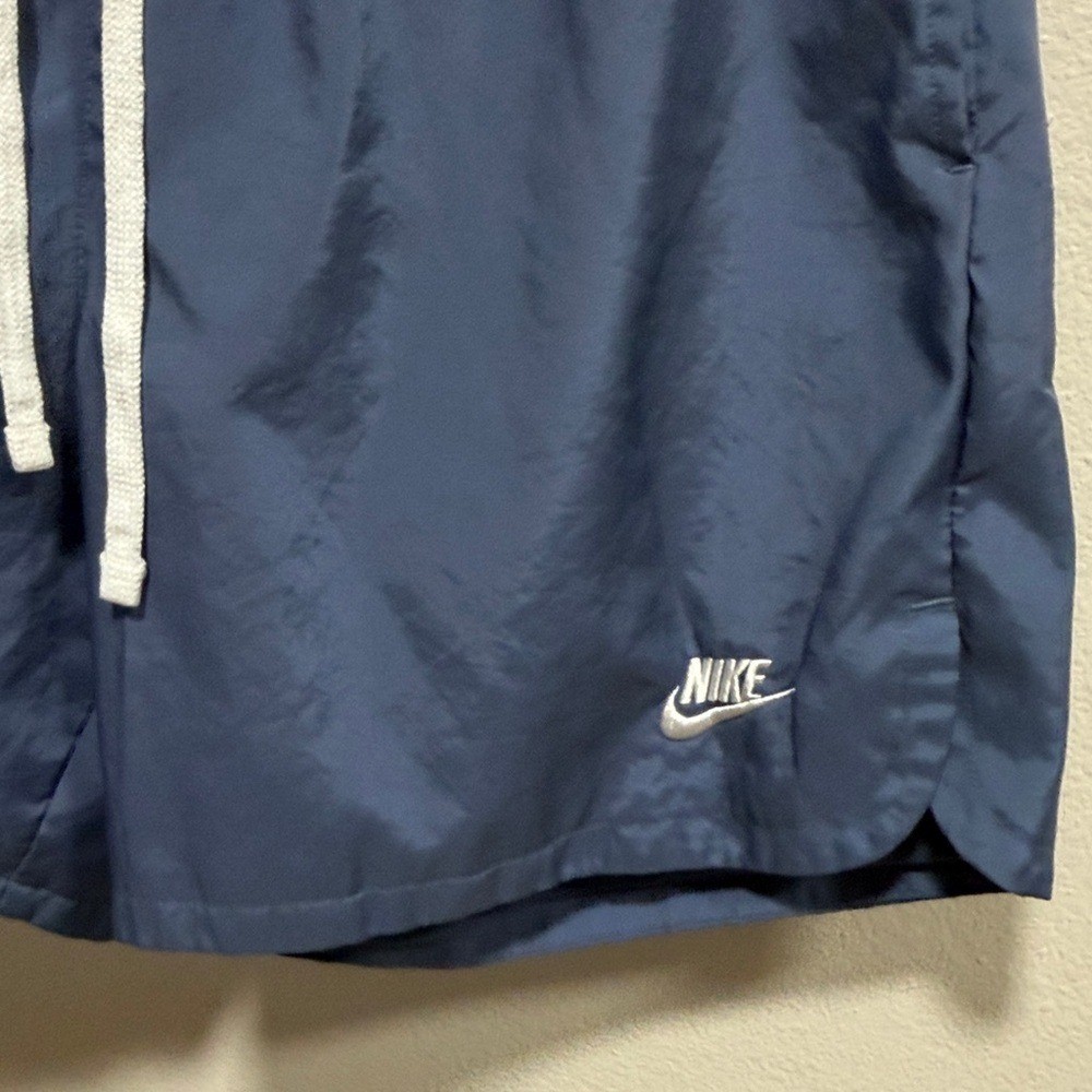 Nike Blue Mesh-Lined Running Shorts 6" Size M Drawstring Athletic thumbnail 5