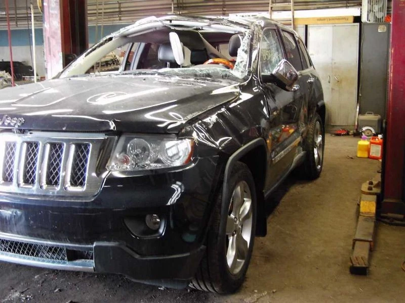 2011 GRAND CHEROKEE FREIOS TRASEIROS 17 RODAS SÓLIDAS - Imagem 4 de 4