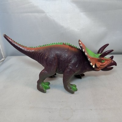 Triceratops Dinosaur Toy 9'' SDE Shantou - Pre-Owned