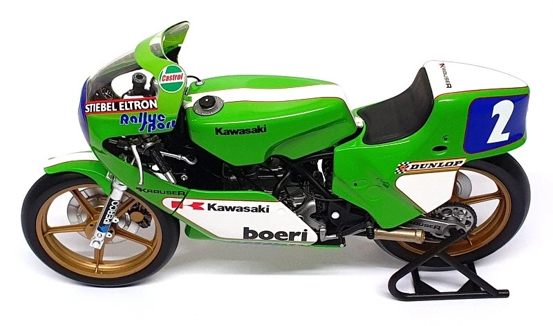 Minichamps escala 1/12 122 814002 - Kawasaki KR350 A. Mang con campeón GP 350 1981 Foto 4 de 4