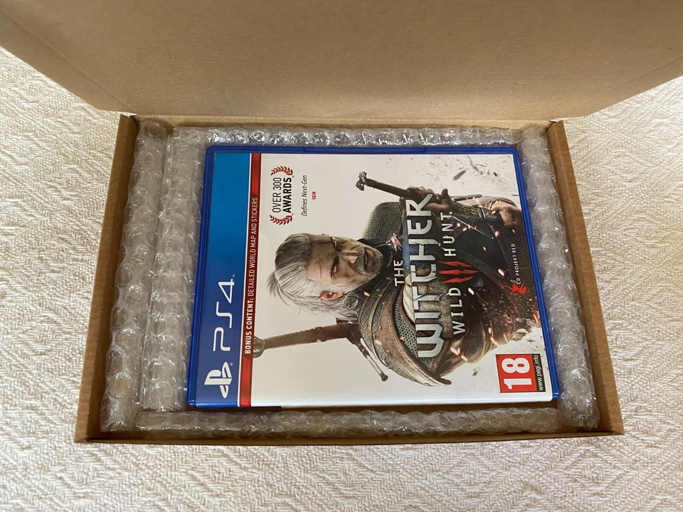 The Witcher 3 Wild Hunt Sony PS4 - UK PAL Immaculate with Map & Natural Disc - Image 3 of 4