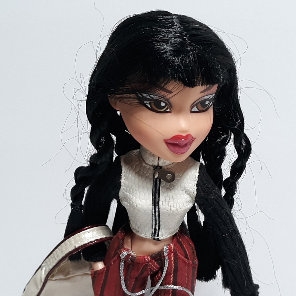 Bratz Doll Jade Xpress Fashion Pants Shirt Boots Shoes Skirt Bag