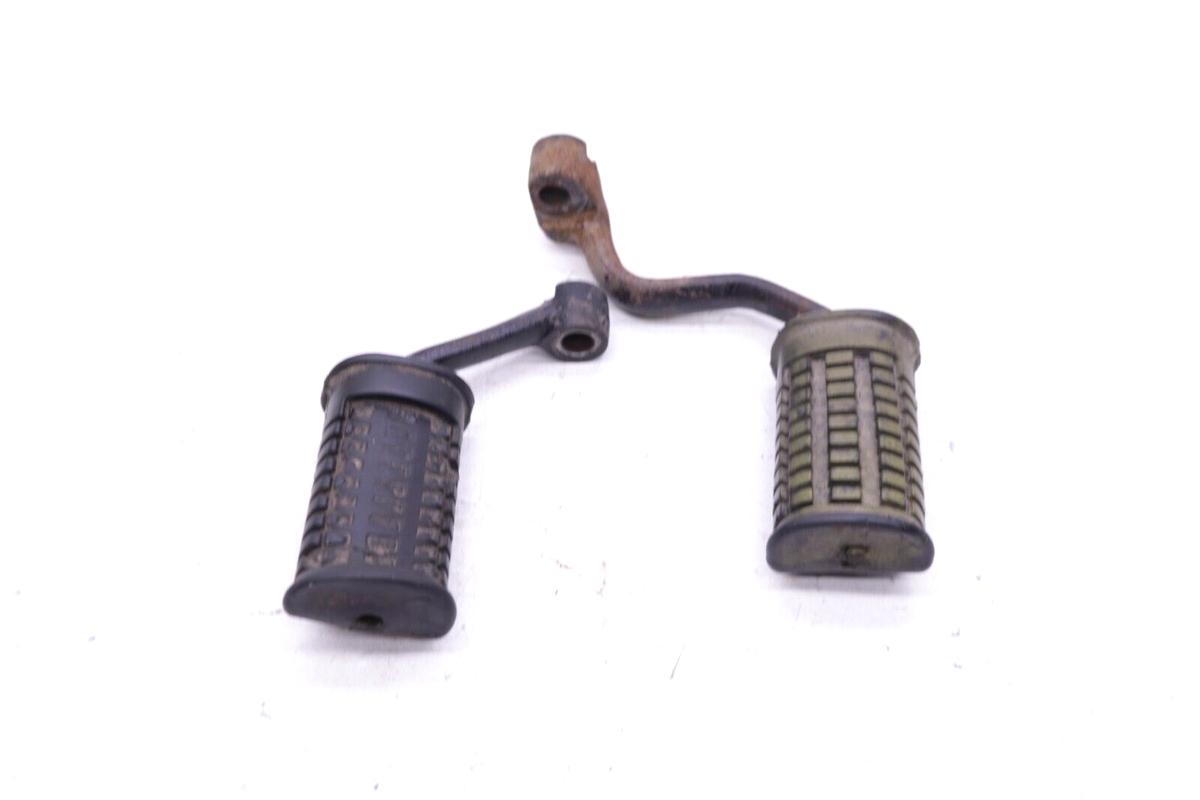 SUZUKI GT750 GT 750 LEMANS WATER BUFFALO FRONT FOOTREST RIGHT LEFT