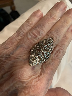 RING SZ 7. Beautiful Creation Long And Fancy. Silver W Tiny Stones