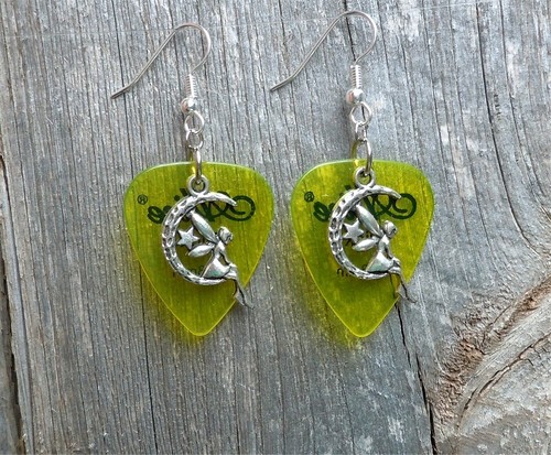 Fairy on the Half Moon Charm Guitar Pick Earrings - Pick Your Color - 第 1/40 張圖片