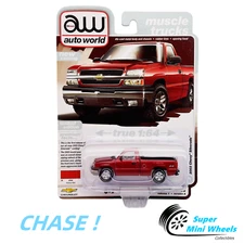 CHASE ! Ultra Red ！Auto World 1:64 2003 Chevy Silverado Truck (Victory Red)